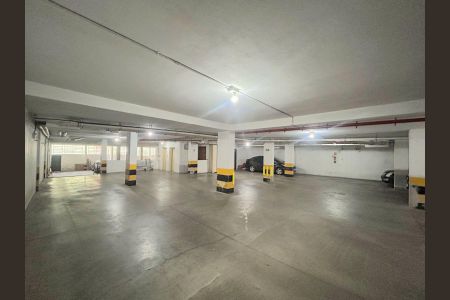 Apartamento para alugar com 230m², 3 quartos e 2 vagas Apartamento para alugar com 230m², 3 quartos e 2 vagasGaragem