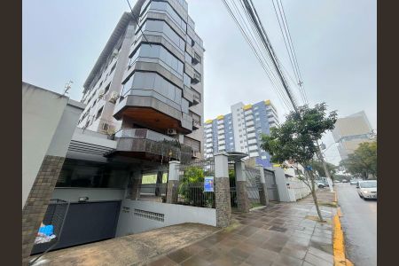 Apartamento para alugar com 230m², 3 quartos e 2 vagas Apartamento para alugar com 230m², 3 quartos e 2 vagasFachada