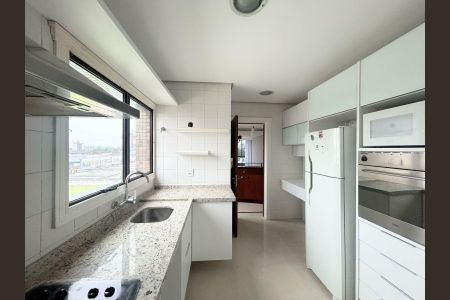 Apartamento para alugar com 230m², 3 quartos e 2 vagas Apartamento para alugar com 230m², 3 quartos e 2 vagasCozinha