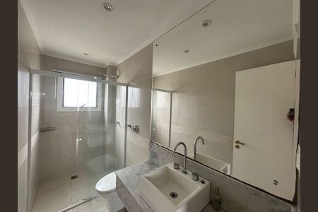 Apartamento para alugar com 230m², 3 quartos e 2 vagas Apartamento para alugar com 230m², 3 quartos e 2 vagasBanheiro