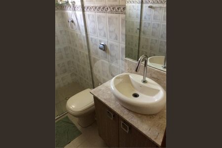 Casa à venda com 2 quartos, 191m² em Jardim Lar Sao Paulo, São Paulo