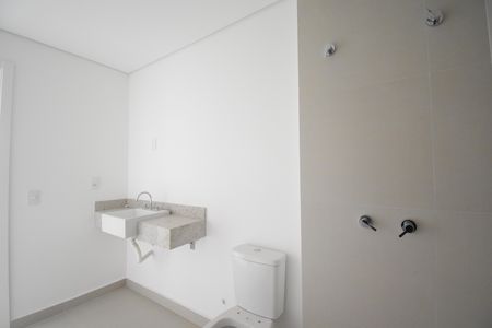 Apartamento à venda com 215m², 3 quartos e 2 vagasBanheiro 2