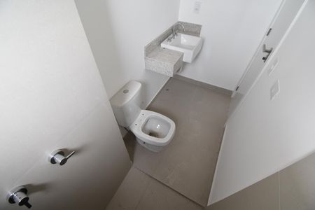 Apartamento à venda com 215m², 3 quartos e 2 vagasBanheiro da Suíte