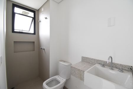 Banheiro da Suíte de apartamento à venda com 3 quartos, 215m² em Juvevê, Curitiba
