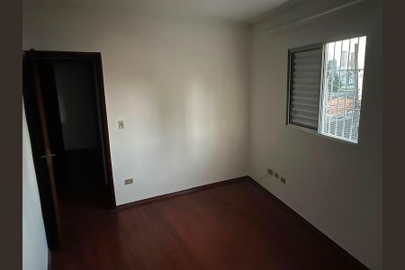 Casa para alugar com 120m², 3 quartos e 2 vagasQuarto