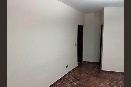 Casa para alugar com 120m², 3 quartos e 2 vagasSala