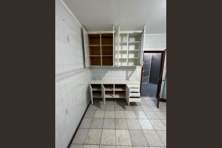 Casa para alugar com 120m², 3 quartos e 2 vagasCozinha