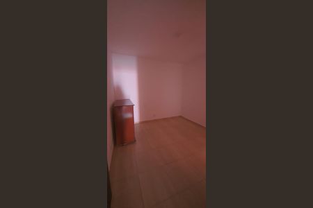 Quarto de casa à venda com 4 quartos, 120m² em Jardim Santa Adelia, São Paulo