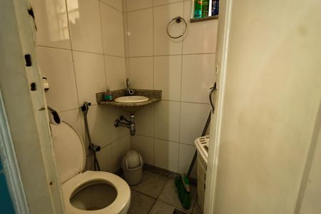 Apartamento para alugar com 150m², 3 quartos e 2 vagasBanheiro de serviço