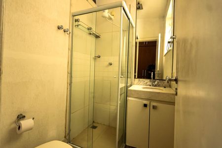 Banheiro da Suíte de apartamento para alugar com 3 quartos, 150m² em Gutierrez, Belo Horizonte