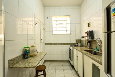 Cozinha de apartamento para alugar com 3 quartos, 150m² em Gutierrez, Belo Horizonte