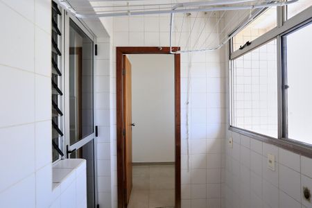Apartamento à venda com 79m², 2 quartos e 1 vaga Apartamento à venda com 79m², 2 quartos e 1 vagaÁrea de Serviço
