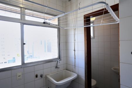 Apartamento à venda com 79m², 2 quartos e 1 vaga Apartamento à venda com 79m², 2 quartos e 1 vagaÁrea de Serviço