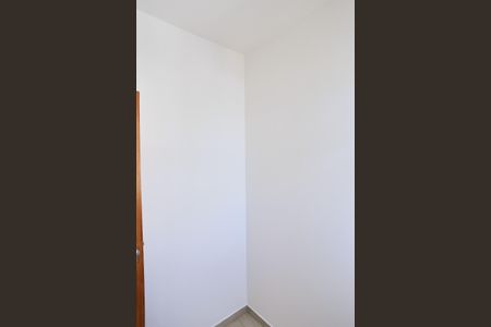 Apartamento à venda com 79m², 2 quartos e 1 vaga Apartamento à venda com 79m², 2 quartos e 1 vagaQuarto de Serviço