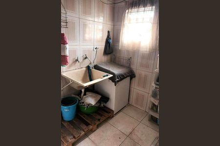 Casa à venda com 430m², 3 quartos e 2 vagas Casa à venda com 430m², 3 quartos e 2 vagasFoto 07