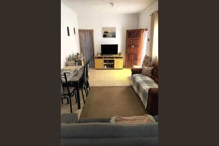 Casa à venda com 430m², 3 quartos e 2 vagas Casa à venda com 430m², 3 quartos e 2 vagasFoto 03