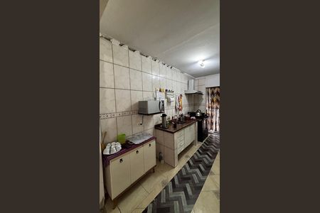 Casa à venda com 233m², 4 quartos e 2 vagas Casa à venda com 233m², 4 quartos e 2 vagasCozinha