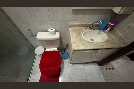 Casa à venda com 233m², 4 quartos e 2 vagas Casa à venda com 233m², 4 quartos e 2 vagasBanheiro