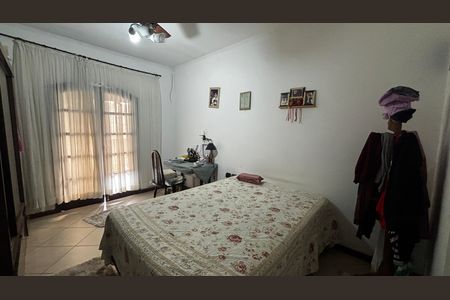 Quarto 1 de casa à venda com 4 quartos, 233m² em Utinga, Santo André