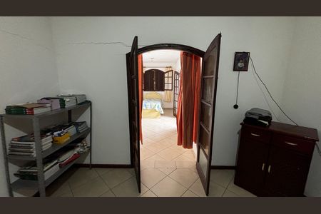 Casa à venda com 233m², 4 quartos e 2 vagas Casa à venda com 233m², 4 quartos e 2 vagasQuarto 2