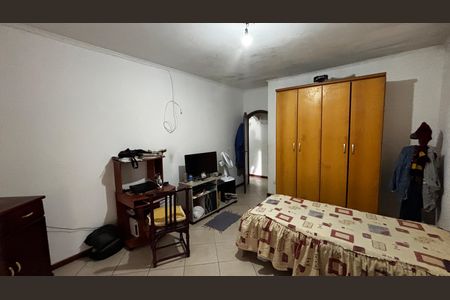 Casa à venda com 233m², 4 quartos e 2 vagas Casa à venda com 233m², 4 quartos e 2 vagasQuarto 2