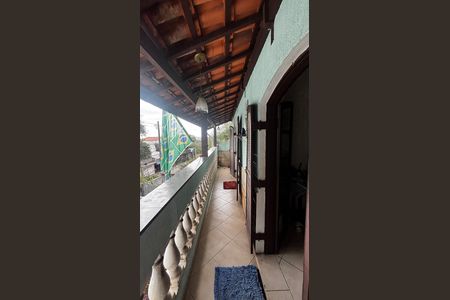 Casa à venda com 233m², 4 quartos e 2 vagas Casa à venda com 233m², 4 quartos e 2 vagasQuarto 1 Varanda