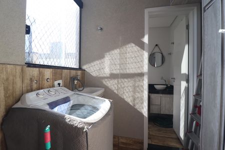 Apartamento à venda com 106m², 2 quartos e 1 vagaÁrea de Serviço