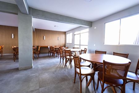Apartamento à venda com 133m², 4 quartos e 2 vagasÁrea comum - Salão de festas