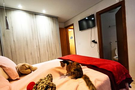Apartamento à venda com 133m², 4 quartos e 2 vagasQuarto Suíte