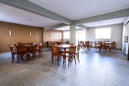 Apartamento à venda com 133m², 4 quartos e 2 vagasÁrea comum - Salão de festas