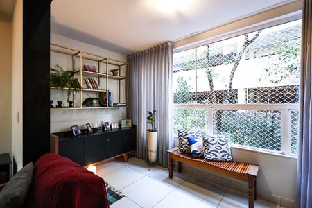 Apartamento à venda com 133m², 4 quartos e 2 vagasSala