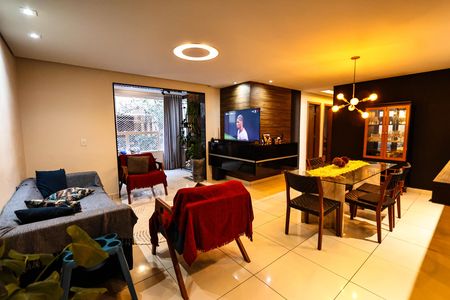 Apartamento à venda com 133m², 4 quartos e 2 vagasSala