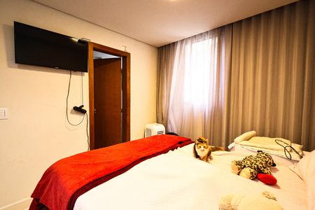 Apartamento à venda com 133m², 4 quartos e 2 vagasQuarto Suíte