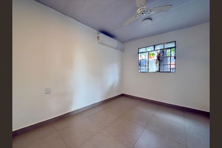 Sala de casa para alugar com 1 quarto, 36m² em Marajó, Belo Horizonte