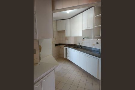 Apartamento à venda com 2 quartos, 80m² em Vila Gumercindo, São Paulo