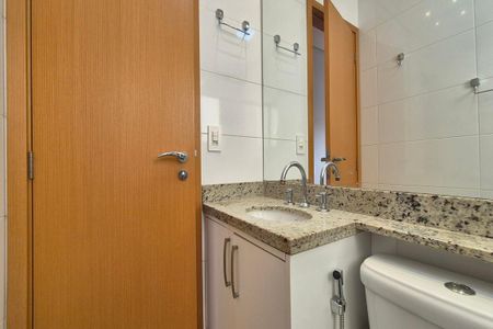 Apartamento para alugar com 90m², 3 quartos e 2 vagas Apartamento para alugar com 90m², 3 quartos e 2 vagasBanheiro da Suíte