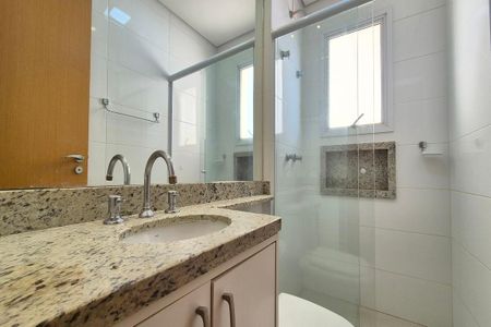 Apartamento para alugar com 90m², 3 quartos e 2 vagas Apartamento para alugar com 90m², 3 quartos e 2 vagasBanheiro da Suíte