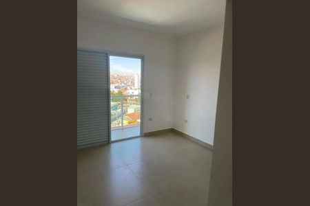 Casa à venda com 3 quartos, 230m² em Vila Nivi, São Paulo