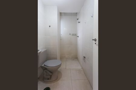 Apartamento para alugar com 59m², 2 quartos e 1 vaga Apartamento para alugar com 59m², 2 quartos e 1 vagaBanheiro