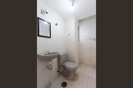 Banheiro de apartamento para alugar com 2 quartos, 59m² em Vila Maracana, São Paulo