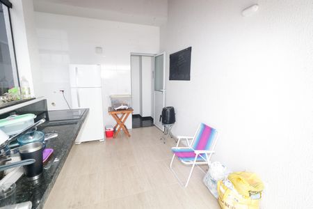 Apartamento à venda com 102m², 2 quartos e 1 vaga Apartamento à venda com 102m², 2 quartos e 1 vagaCozinha