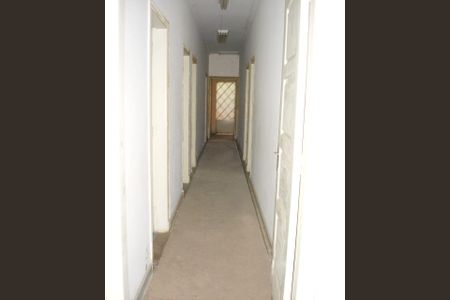 CORREDOR INTERNO de casa à venda com 3 quartos, 310m² em Centro, Osasco