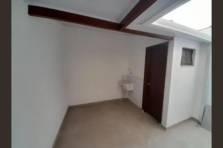 Foto 13 de casa para alugar com 2 quartos, 120m² em Vila Romana, São Paulo