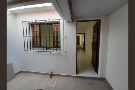 Foto 11 de casa para alugar com 2 quartos, 120m² em Vila Romana, São Paulo