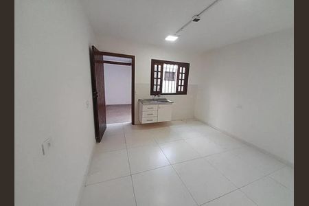 Foto 03 de casa para alugar com 2 quartos, 120m² em Vila Romana, São Paulo