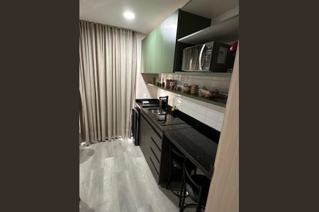 Cozinha de kitnet/studio à venda com 1 quarto, 33m² em Bela Vista, São Paulo