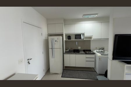 Sala/Quarto/Cozinha de kitnet/studio à venda com 1 quarto, 38m² em Campo Belo, São Paulo