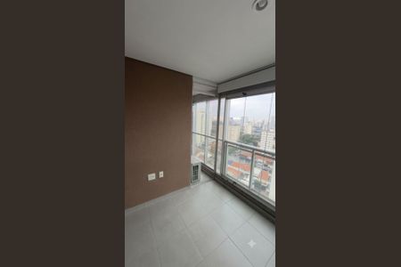 Varanda de kitnet/studio à venda com 1 quarto, 38m² em Campo Belo, São Paulo