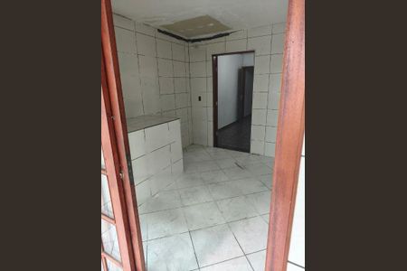 Casa à venda com 4 quartos, 160m² em Jardim Luso, São Paulo