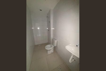 banheiro de apartamento à venda com 2 quartos, 33m² em Vila Bela, São Paulo